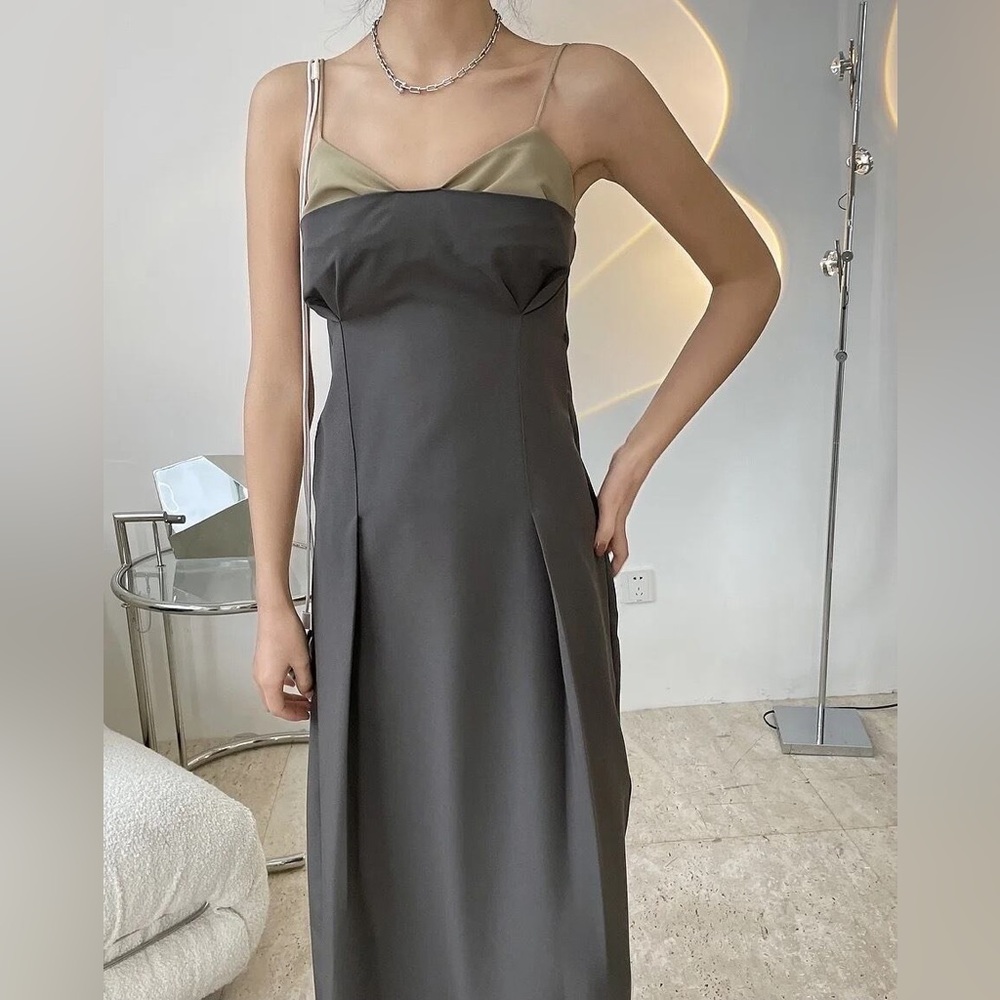 Layered Two Tone Spaghetti Strap Slip Dress in Olive & Charcoal Women’s Small